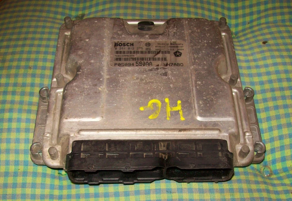 Centralina motore Chrysler Grand Voyager IV 2.8CRD VM64C 0281012275 - Immagine 1 di 1