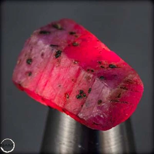 Natürlicher Rubinkristall aus Myanmar, Unbehandelt - 5,23g - 26,15ct - Bild 1 von 11