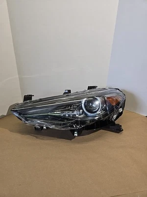 Faro delantero izquierdo xenón HID Alfa Romeo 2017-2023 Giulia 68497766AA OEM Foto 1 de 4