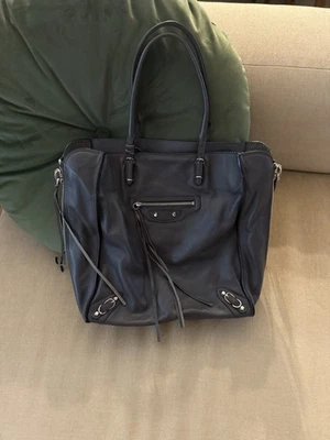 Bolso tote balenciaga city en gris oscuro Foto 1 de 4