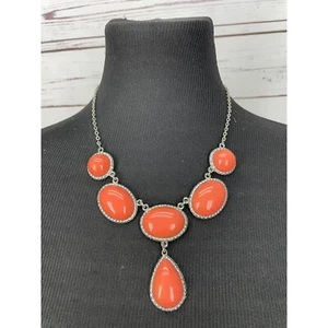 Women's Burnt Orange Lucite Bubble Oval Teardrop Pendant Silver Tone Fashion Nec - Picture 1 of 6