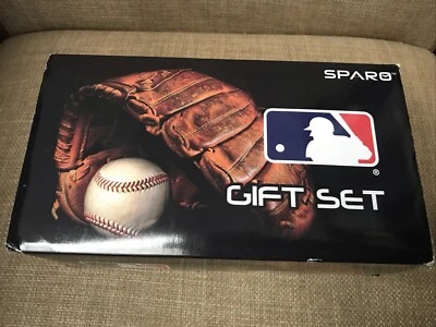 SF Giants Men's Watch and Black Wallet SPARO Gift Box Set Lic MLB Baseball - Image 1 of 2