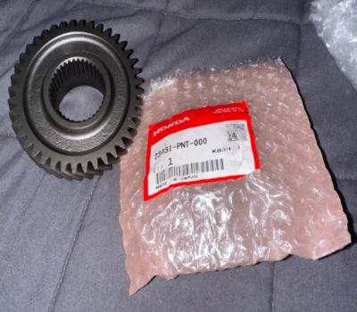 Honda 23481-PNT-000 Gear,Counter 4TH * - Image 1 of 2