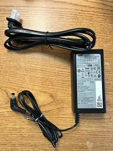 Adaptador de corriente Samsung para monitor y TV 19V 48W A4819_FDY - Imagen 1 de 5