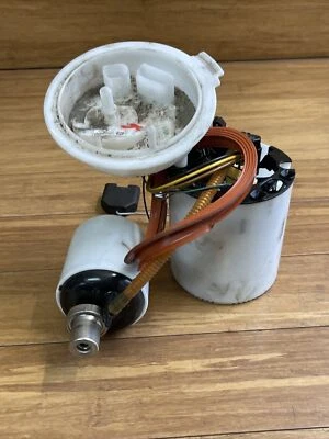 Módulo de montaje de unidad de bomba de tanque de combustible Audi A6 2012-2017 4G0919051 Foto 1 de 4