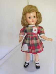 muñeca para 15 años precios