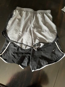 Nike Running Shorts Youth XL Boys Lot Of 2 Black And Gray - Picture 1 of 11