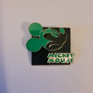 Prendedor Disney verde Mickey Mouse - Imagen 1 de 2