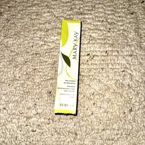 Mary Kay Lotus & Bamboo Deo Body Spritzer 011443 Full Size 5 oz. Discontinued - Picture 1 of 5