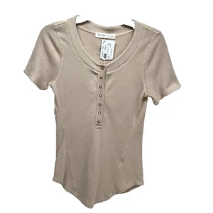 Top Henley térmico manga corta pequeño avena Rae Mode para mujer NUEVO (G3) - Imagen 1 de 4