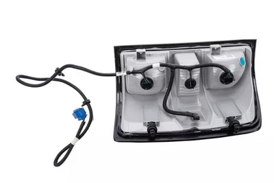 Lámpara trasera izquierda genuina GM 2014-2015 Chevrolet GMC Silverado Sierra 23424737 Foto 1 de 3