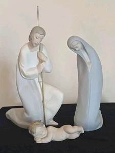 Lladro Holy Family Nativity Figurines Mary Joseph Jesus 4533,4534,4535 W/ Boxes - Picture 1 of 12