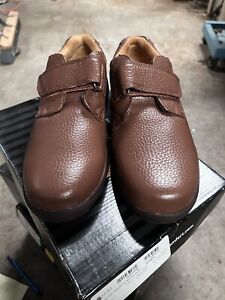Dr. Comfort Men’s Diabetic Shoe William 6020 Chestnut Leather Strap Closure