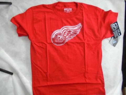 Detroit Red Wings NHL Henrik Zetterberg Youth T-Shirt NWT!! Cover