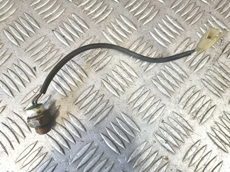 Interruptor ventilador sensor temperatura agua SUZUKI GSXR750-W 1992 92 93 95 GSXR1100W Foto 1 de 1