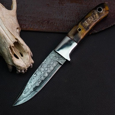 Gift-Ready 8.8" Damascus / Steel Knife Full Tang Hunt it Hunt + Leather Sheath - Image 1 of 4