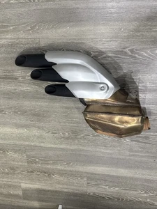 Silenciador de escape OEM MV Agusta Superveloce 800, lata, silenciador, P.N. 80A0C8790 - Imagen 1 de 8