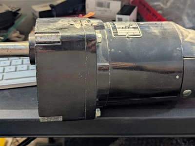 Bodine Electric Gear motor 42d3bepm-e4 Dc 1/8 Hp 130 Volt Gear Motor 1 AMP 2500 - Image 1 of 4