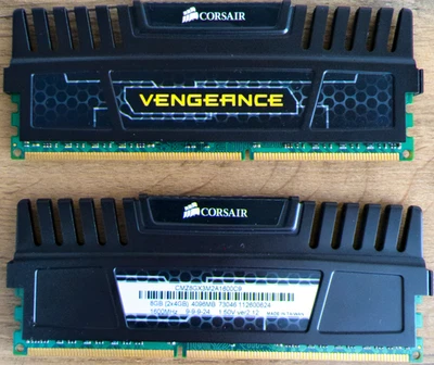 Corsair Vengeance DDR3-1600 8GB (2x 4GB) CL9-9-9-24, PC3-12800 CMZ8GX3M2A1600C9 - Bild 1 von 4