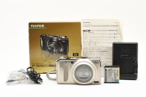 [MINT] Fujifilm FinePix F550EXR Digital Camera – Silver – EN/JP Menu 2520894 - Picture 1 of 13