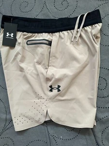 UNDER ARMOUR TECH VENTED COOL ZONED FITTED #236 BEIGE SHORTS SIZE XL MEN $65.00 - Picture 1 of 3