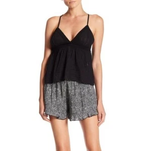Melrose and Market NWT Geometric Print Ruffle Hem Dolphin Shorts Size Large - Foto 1 di 9