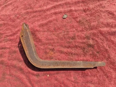 1941 1942 1946 CHEVY GMC PICKUP TRUCK 1/2 TON RUNNING BOARD BRACKET REAR SUPPORT - Image 1 of 4