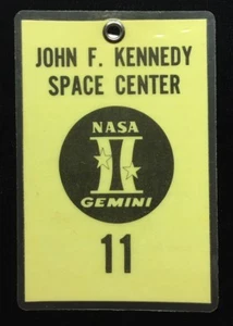 PROJECT GEMINI 11 NASA ISSUED BADGE SN 391 CREW PETE CONRAD & RICHARD F. GORDON - Picture 1 of 1