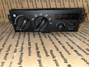 55116065  1996 - 1998 Jeep Grand Cherokee Climate Control Unit AC/Heat/Defrost - Picture 1 of 8