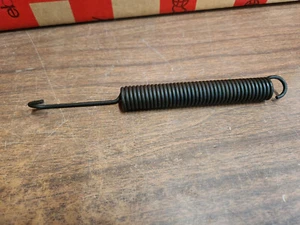 Muelle asistente de elevación de plataforma de tractor de césped Ariens modelo 936038 21546638 - Imagen 1 de 2
