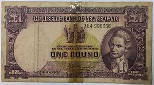 184 998366 Reserve Bank of New Zealand one pound  banknote  very nice ! !