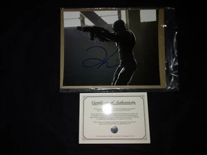 AUTHENTISCHES offizielles Joel Kinnaman Autogramm 8 x 10" Foto Robocop 3.0 Echtheitszertifikat - Bild 1 von 9