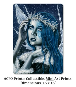 IMPRESIÓN ACEO Reina de Hielo Hada Cabello Azul Nieve Invierno Fae Corona Fría Fantasía Arte - Imagen 1 de 3