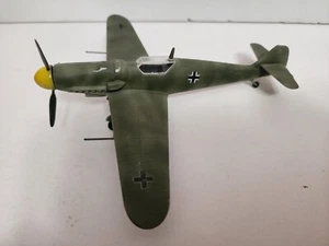 WWII tedesco Messerschmitt Bf-109 - 1/72 aereo in plastica costruito - Foto 1 di 6