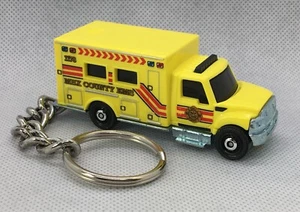 INTERNATIONAL  FIRST RESPONDER AMBULANCE CUSTOM MADE DIE-CAST KEY CHAIN KEYCHAIN - Picture 1 of 5