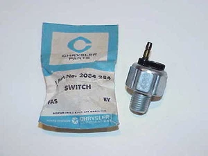 1955 56 57 58 59 60 61 lote antiguo MoPar interruptor de lámpara de freno Chrysler 300 Fury D500 DeSoto - Imagen 1 de 1