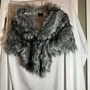 Aukmla Mujer Boda Imitación Piel Envolturas Chal Nupcial Piel Estolas Bufanda Gris S-M - Imagen 1 de 6