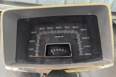 Plymouth Fury Gage Cluster 1966 2580849 Mopar Foto 1 de 4