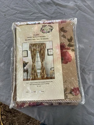 Новый Victoria Classics окно Kilary бежевый бордовый цветочный 58 x 84 балдахин/галстук назад - Изображение 1 из 4