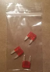3 count pack of 10 Amp, 32 Volt Cooper Bussmann Mini Blade Fuses - Picture 1 of 6