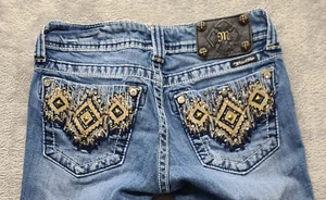 Miss Me Jeans Womens 26 Capri Regular Fit Embellished Western Cowgirl 26x20 - Picture 1 of 13