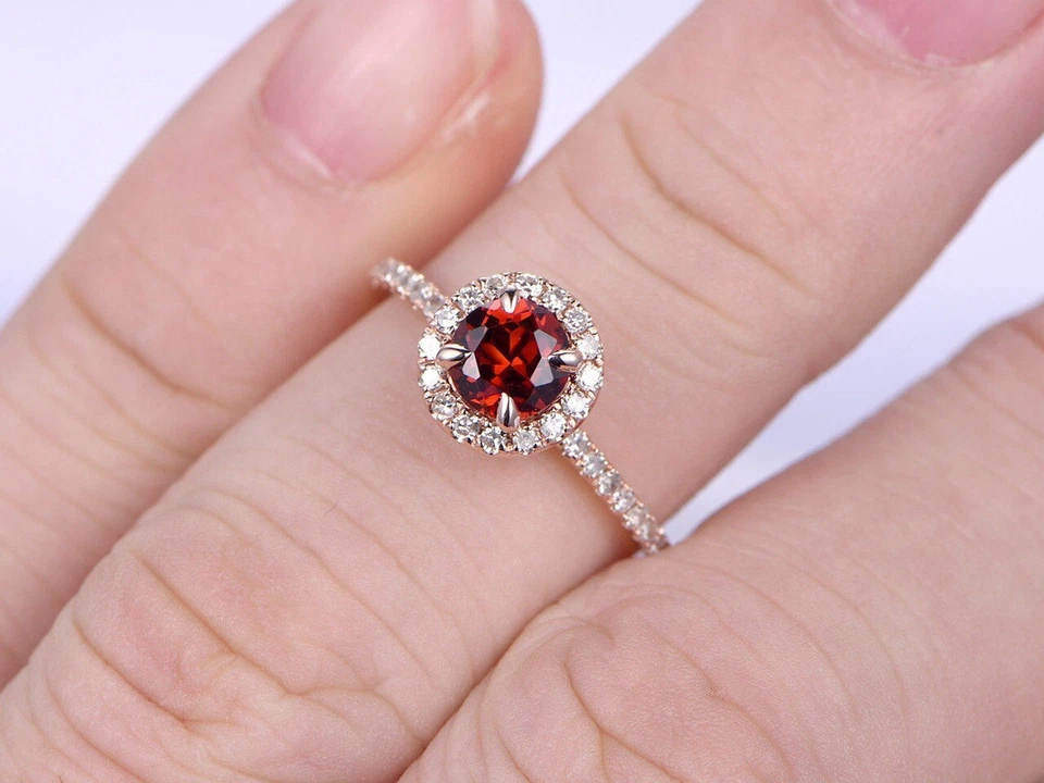 Anillo de compromiso de diamantes de corte redondo de 2,00 quilates creado en laboratorio de oro rosa de 14 quilates Foto 1 de 1