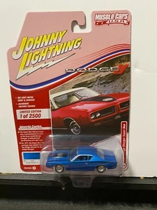 1/64 JOHNNY LIGHTNING MUSCLE CARS USA 1971 DODGE CHARGER SUPER BEE BLUE POLY - Picture 1 of 3