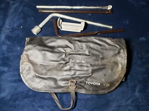 TOYOTA PICKUP TRUCK 4RUNNER SPARE TIRE CHANGE TOOLS LUG WRENCH EXTENSION BAR BAG - Picture 1 of 8