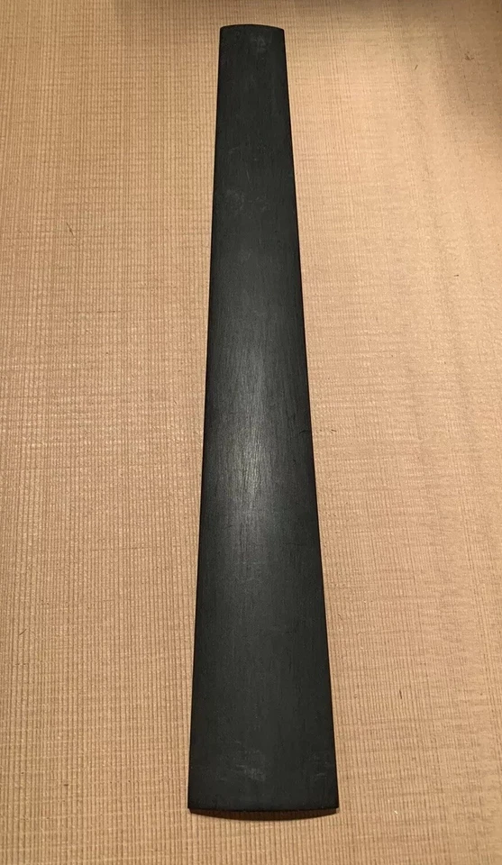 Tastiera Lavorata Per Violoncello 4/4 Ebano Prima qualità - Immagine 1 di 1