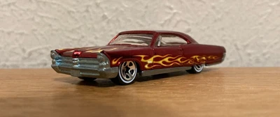 Hot Wheels Classics Series 5 #12/30 '65 Pontiac Bonneville--Spectraflame Red - Image 1 of 4