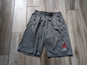 Nike Jordan Men’s Gray Athletic Shorts Size M Elastic Waist Zip Pockets Jumpman - Picture 1 of 6