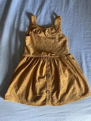 Vestido Little Lass Amarillo Ojales Sin Mangas Niñas 24 Meses Foto 1 de 4