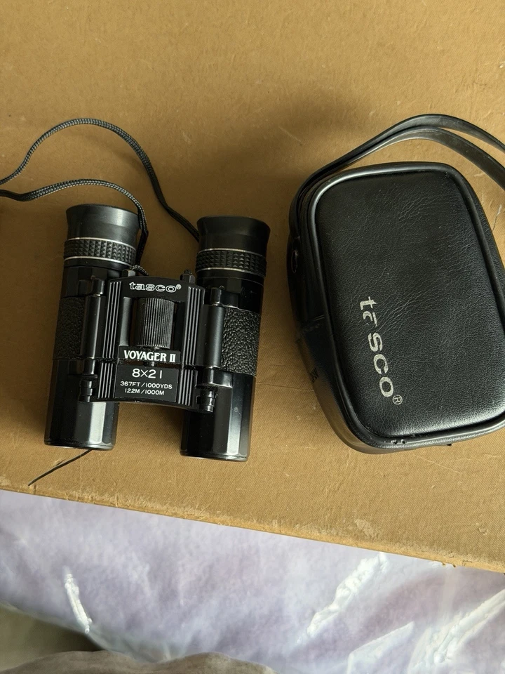 Tasco Voyager II 8x21 Compact Binoculars Case - Image 1 of 4