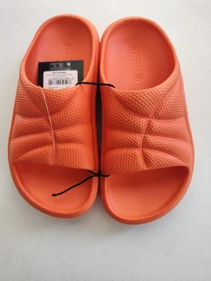 Sandalias de baloncesto y 1 niño pequeño talla 11/12 Foto 1 de 4